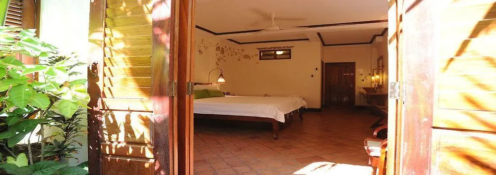 Lotus Villa Luang Prabang